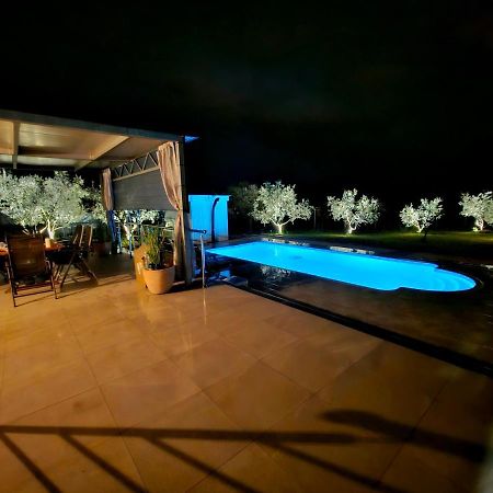 Aleya FERIENHAUS mit Pool Medulin Exterior foto